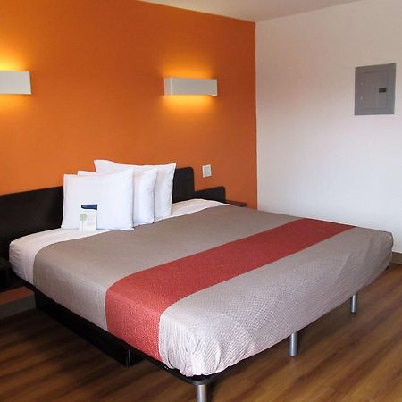 Motel 6-Greenville, Sc Екстер'єр фото