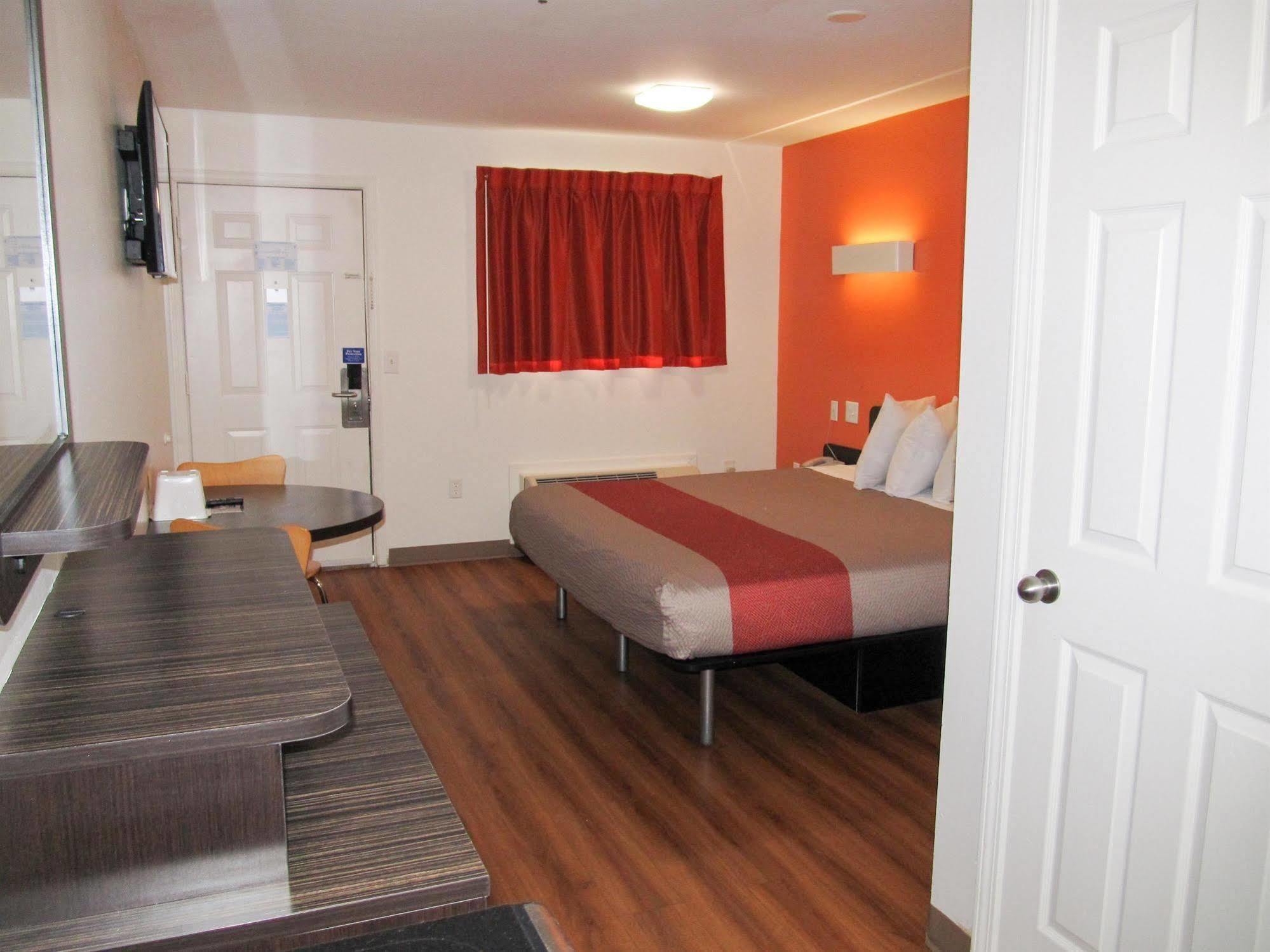 Motel 6-Greenville, Sc Екстер'єр фото